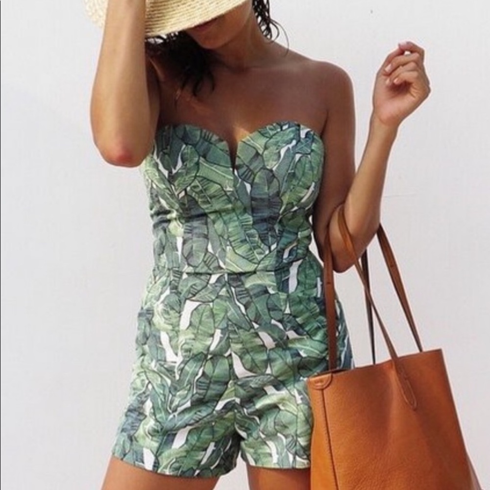 Palm romper with pockets